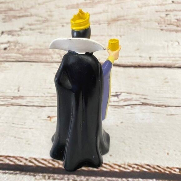 SNOW WHITE Evil Queen Grimhilde Figure - Picture 2 of 4